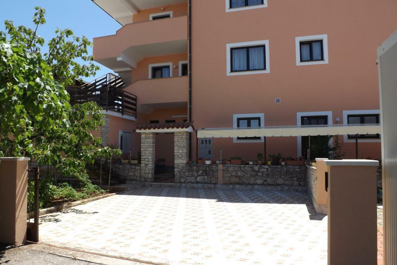 Apartmani Bubnic Umag Exterior foto